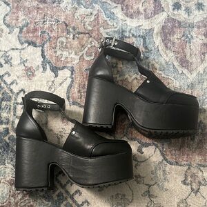 Elegant Black Platform Heels